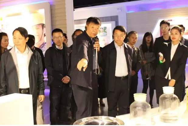 1557371731171395.png image.png