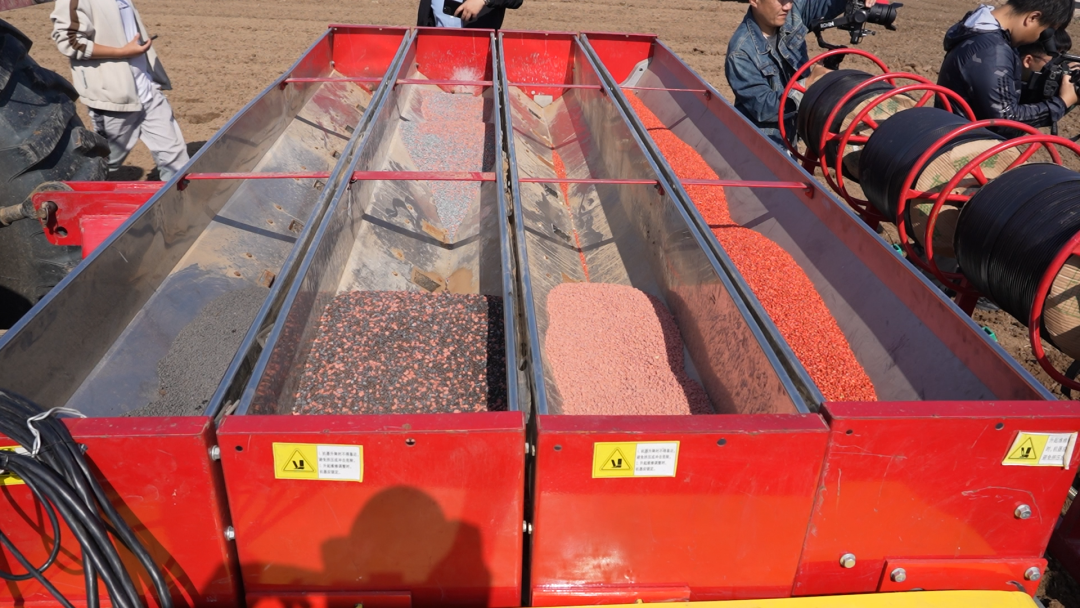 1698300375553192.png 640 (1).png